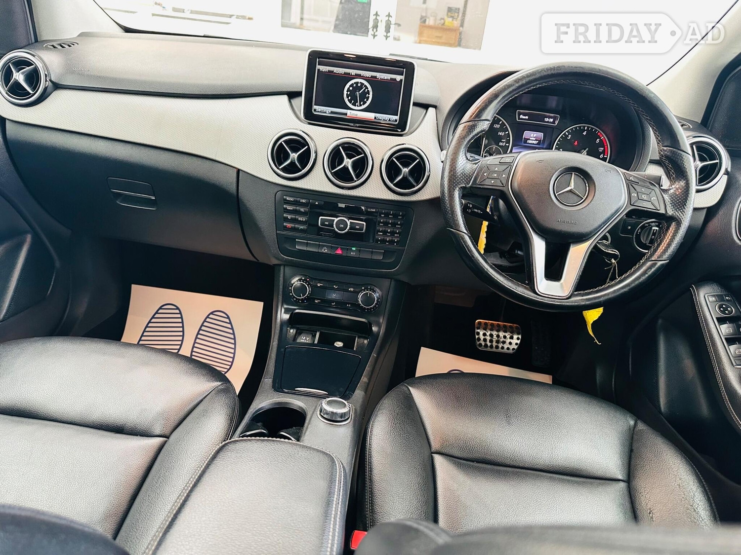 [ berth ]Mercedes-Benz B Class