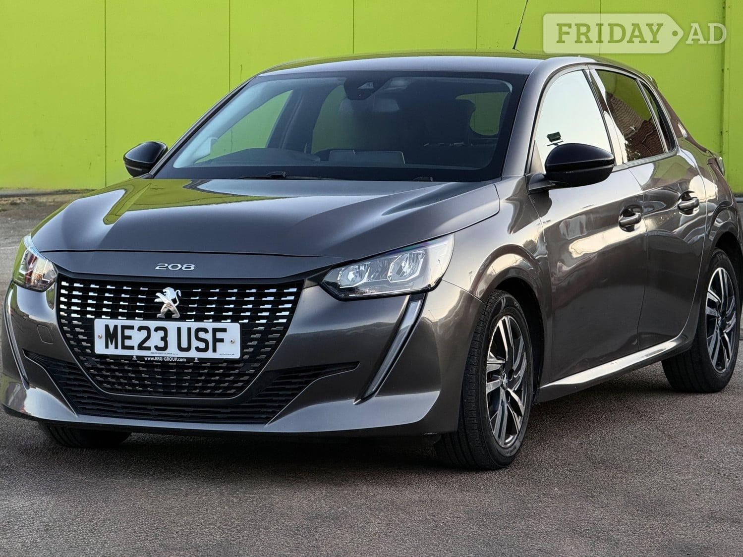 [ berth ]Peugeot 208