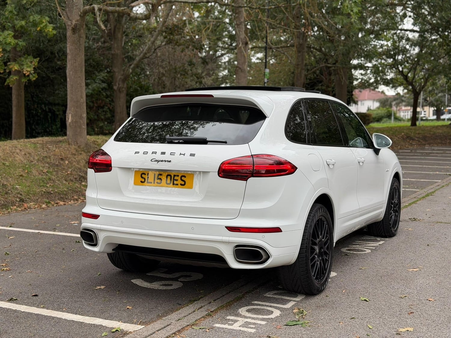 [ berth ]Porsche Cayenne