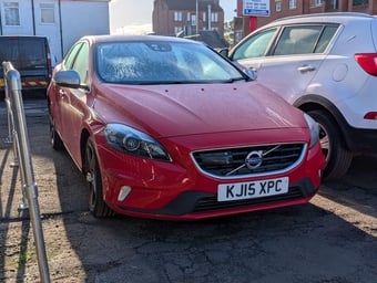 Volvo V40 2015
