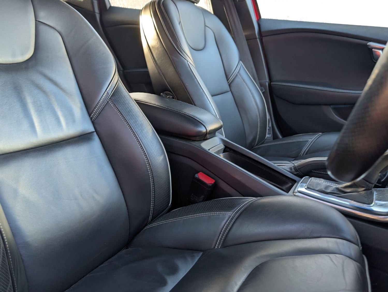 Volvo V40 2015 - Cars