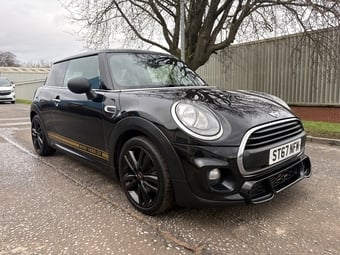 Mini Hatch 2017