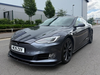 Tesla Model S 2019