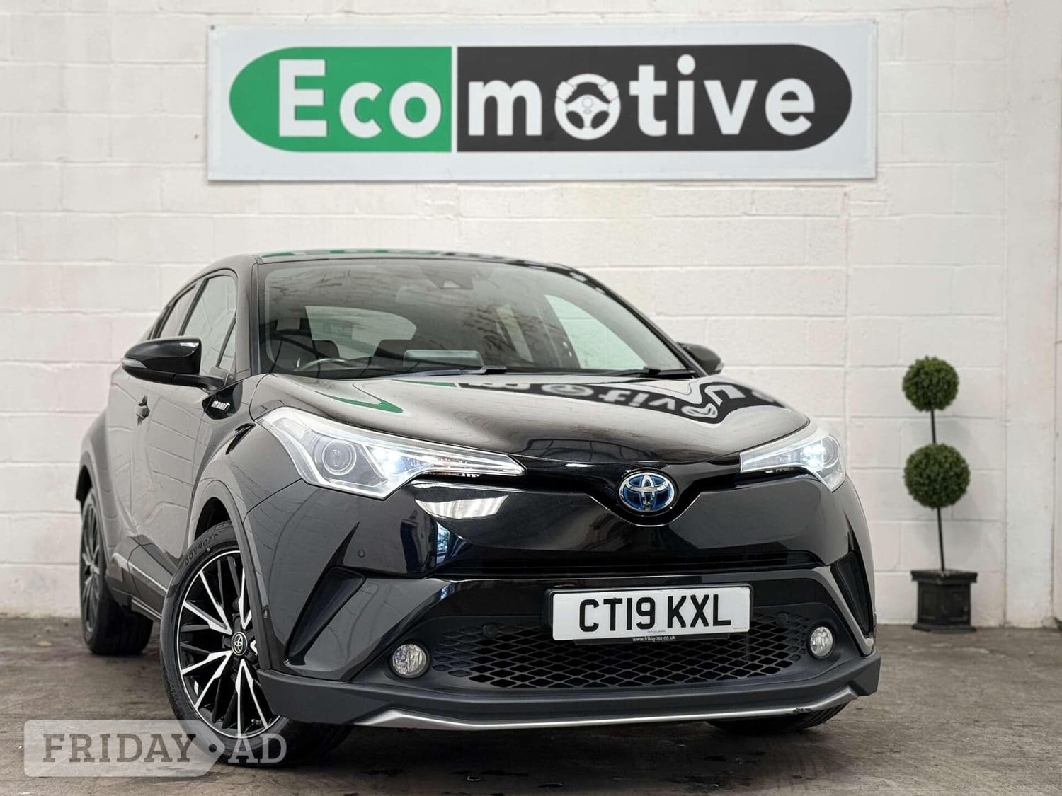 Toyota C-HR 2019 in Uxbridge