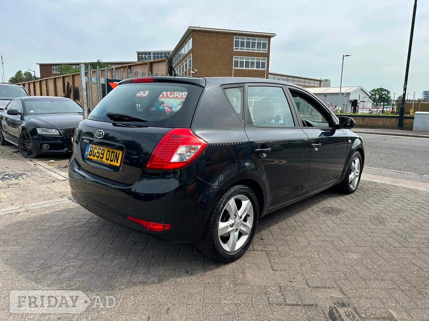 Kia Ceed 2009 - Cars in Slough