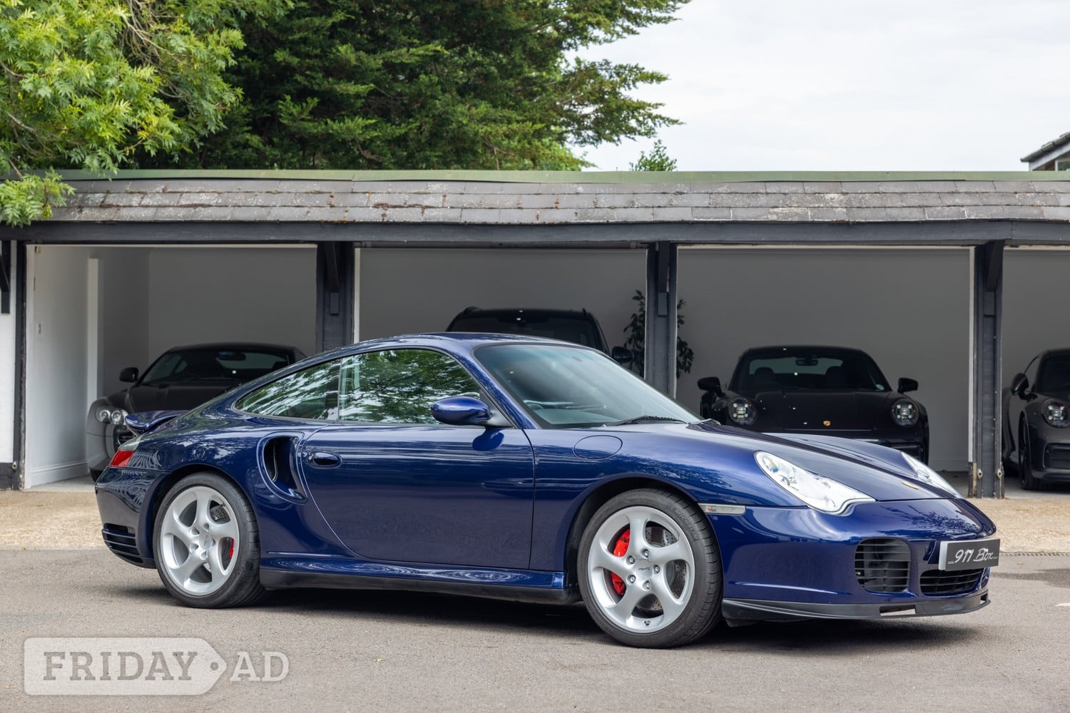 Porsche 911 2001 in Bromley