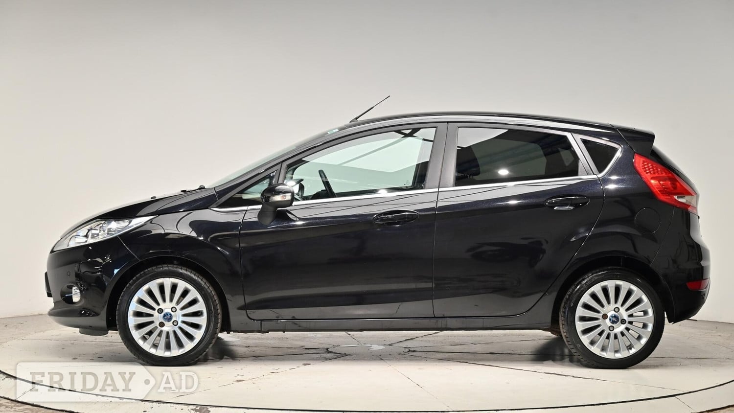 [ berth ]Ford Fiesta
