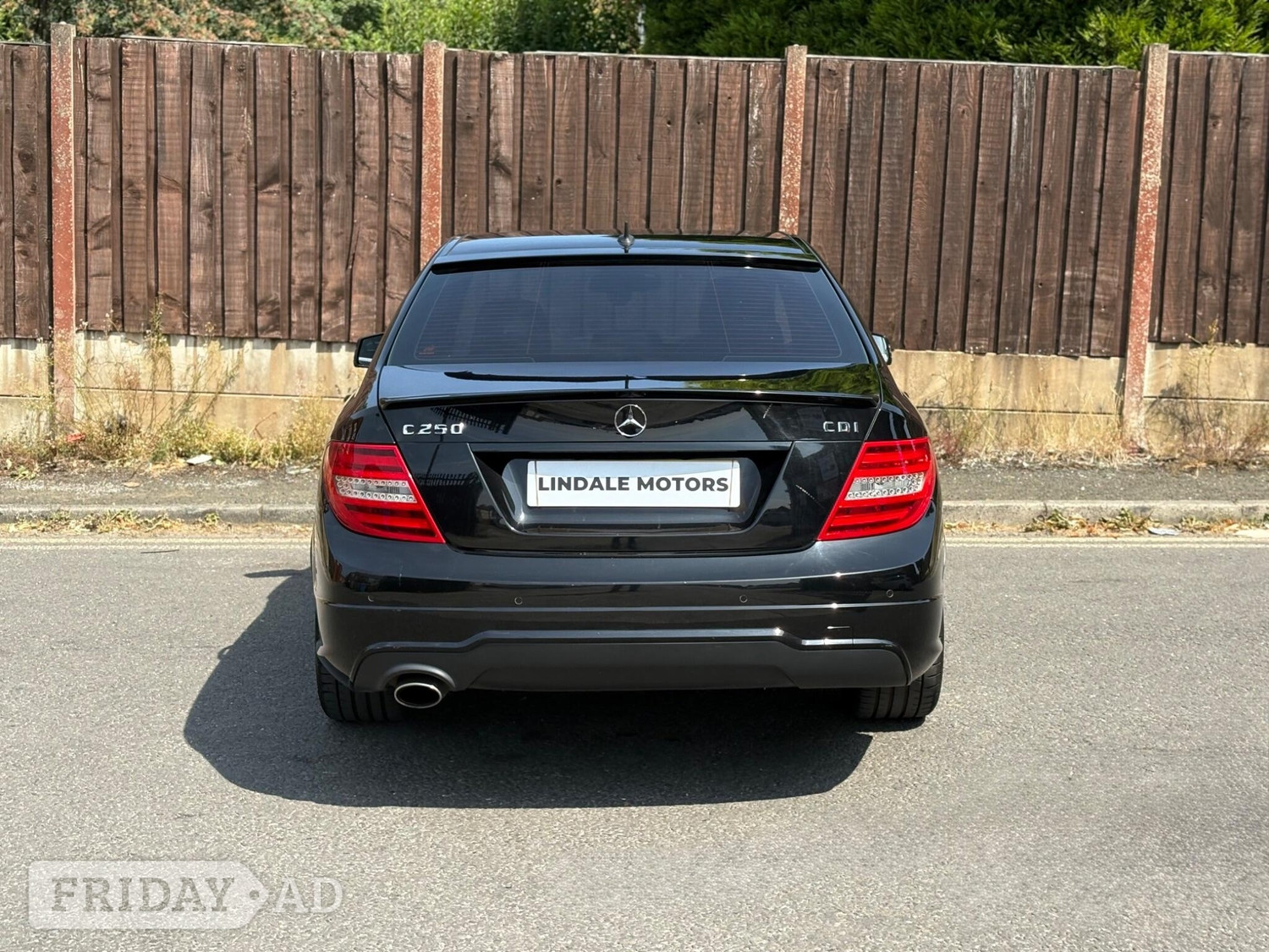 [ berth ]Mercedes-Benz C Class