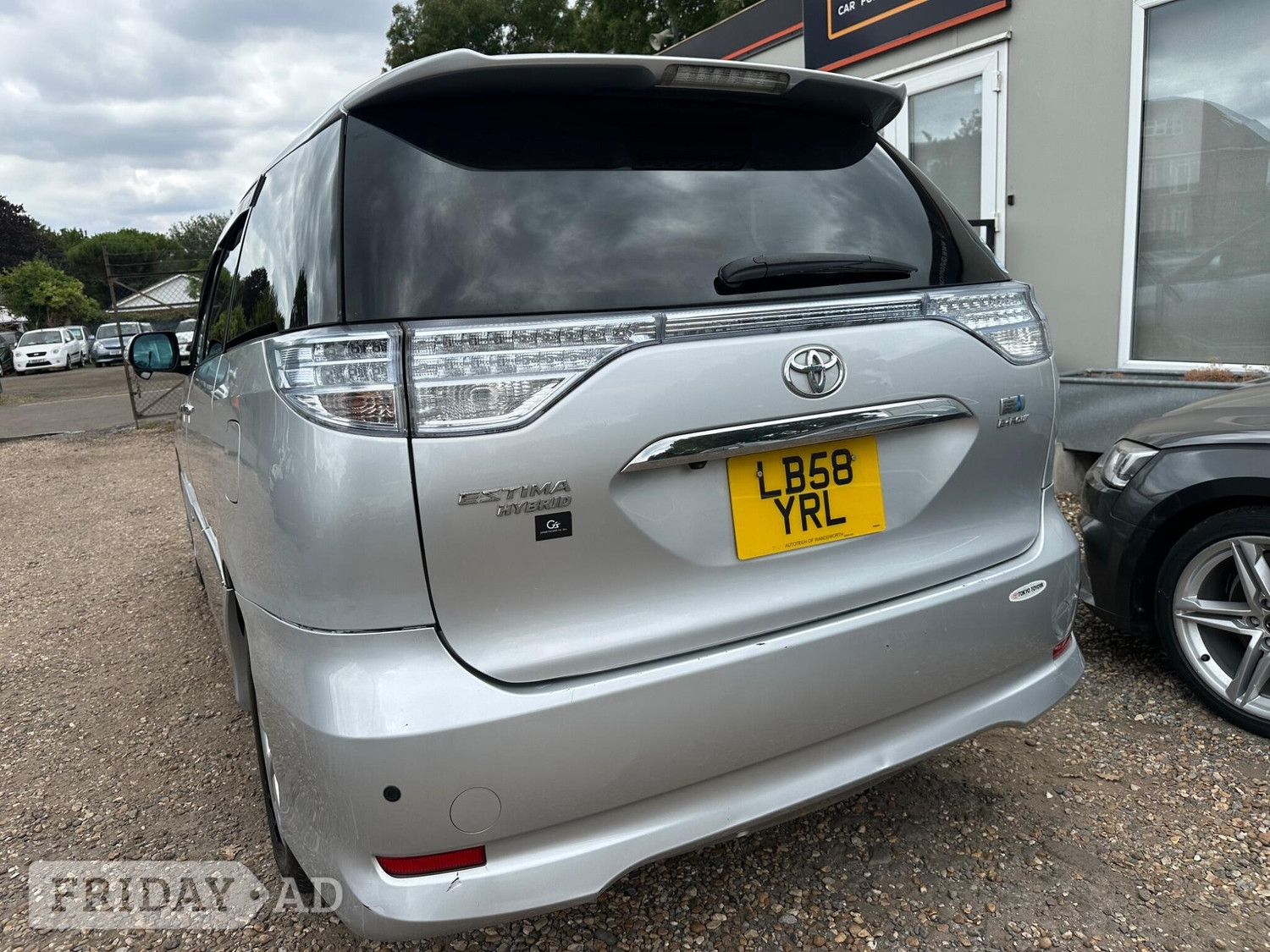 Toyota Estima 2009 - Cars in Sunbury-On-Thames
