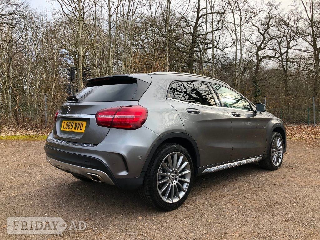 [ berth ]Mercedes-Benz GLA
