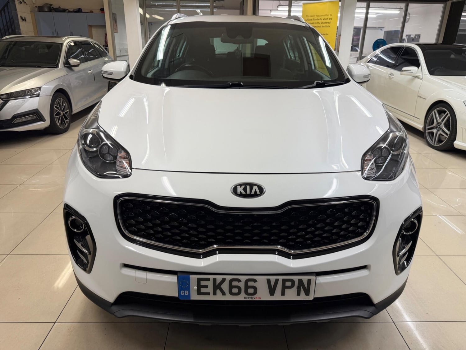 [ berth ]Kia Sportage