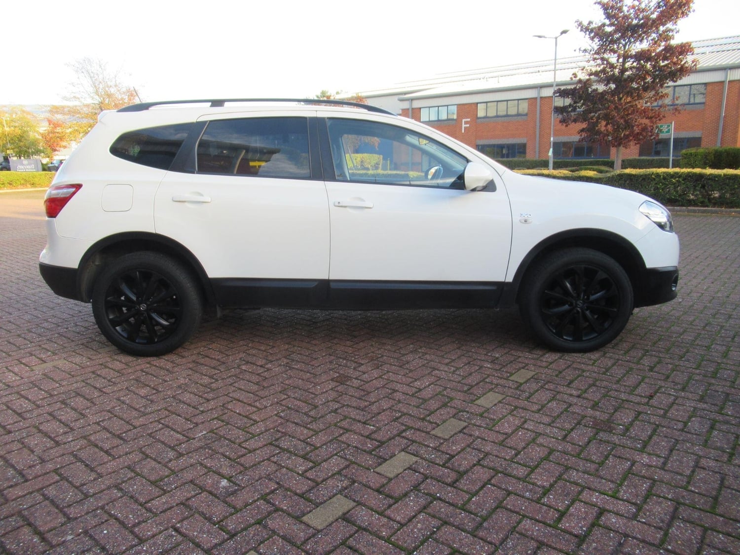 Nissan Qashqai+2 St. Albans