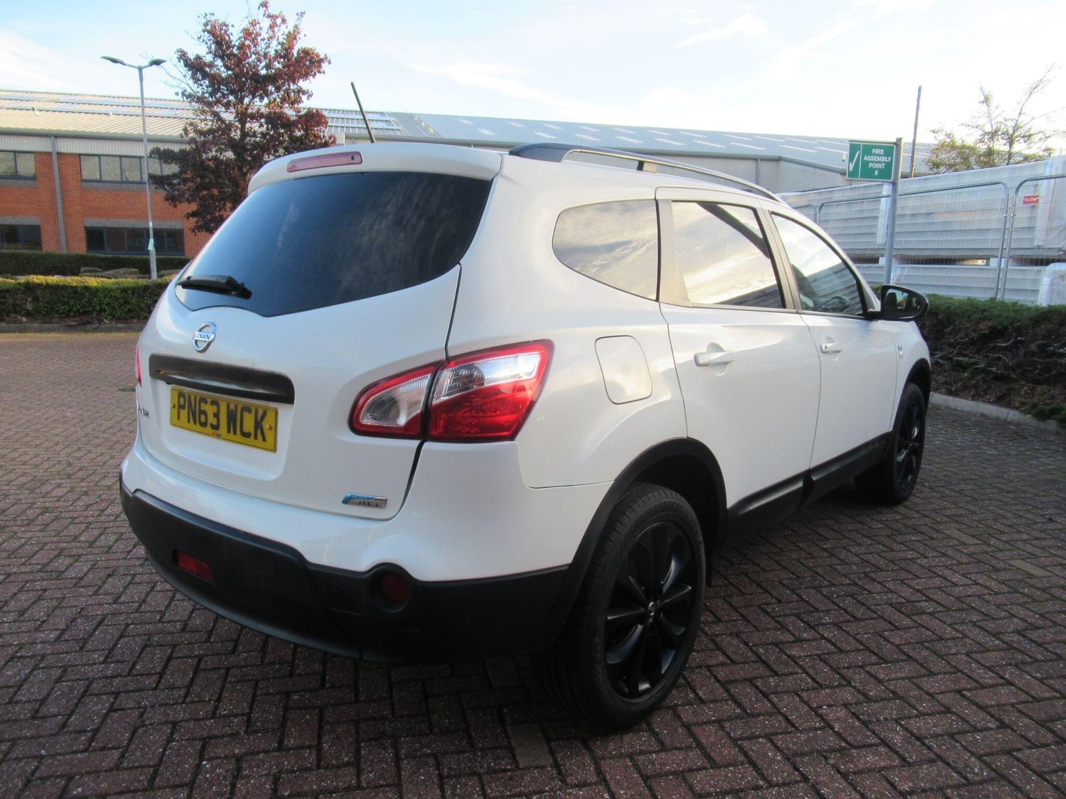 [ berth ]Nissan Qashqai+2