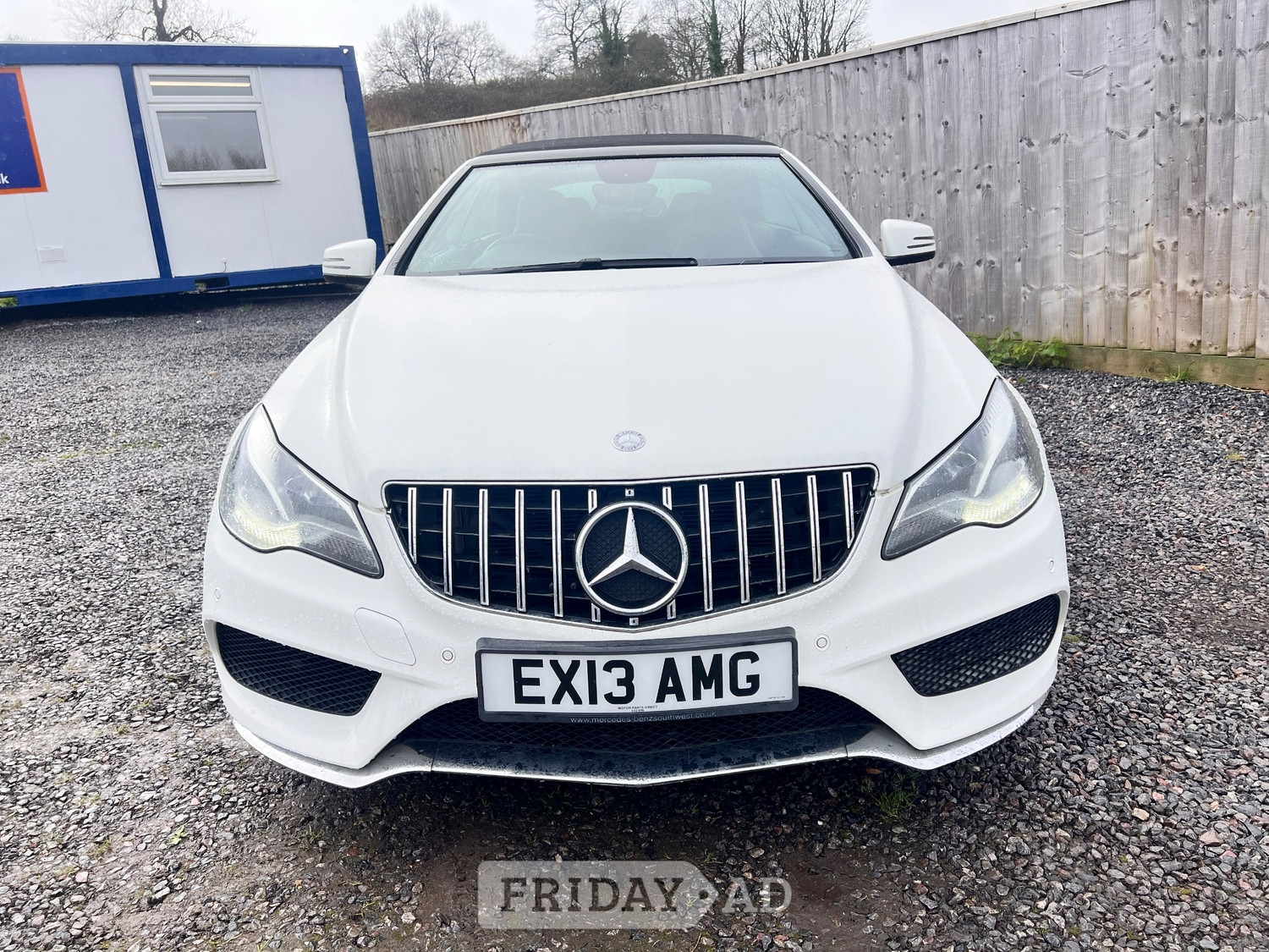 [ berth ]Mercedes-Benz E Class
