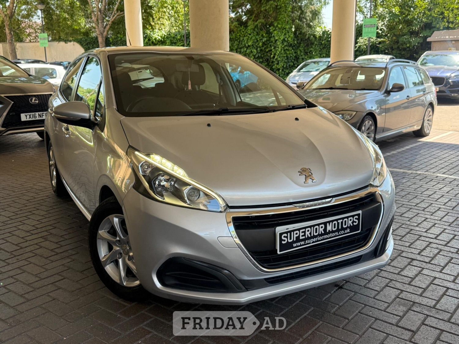 Peugeot 208 2016 in Staines