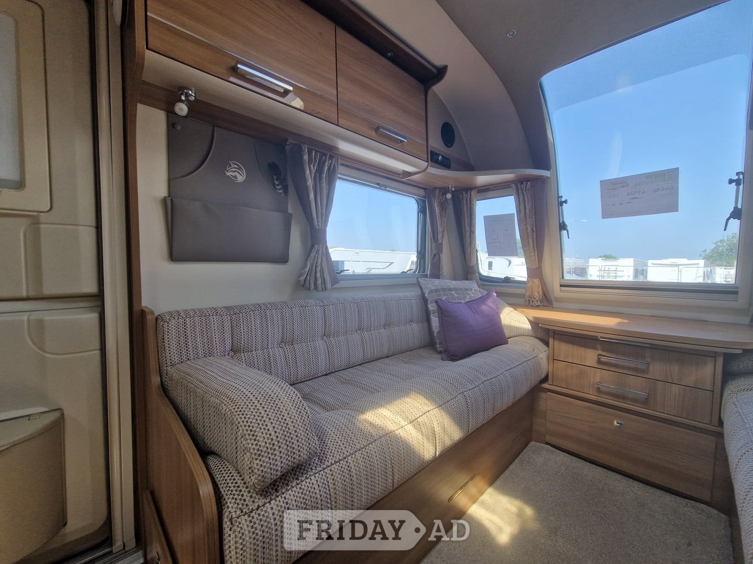 Bailey Unicorn Madrid 2015 - Motorhomes & Caravans