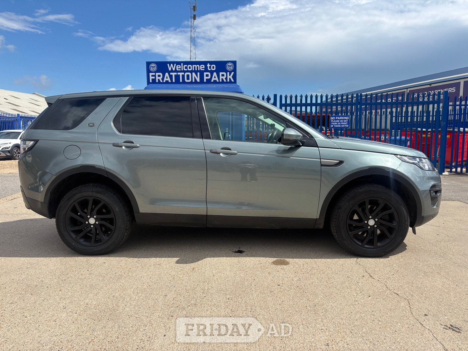 Land Rover Discovery Sport 2018 - Cars in Portsmouth