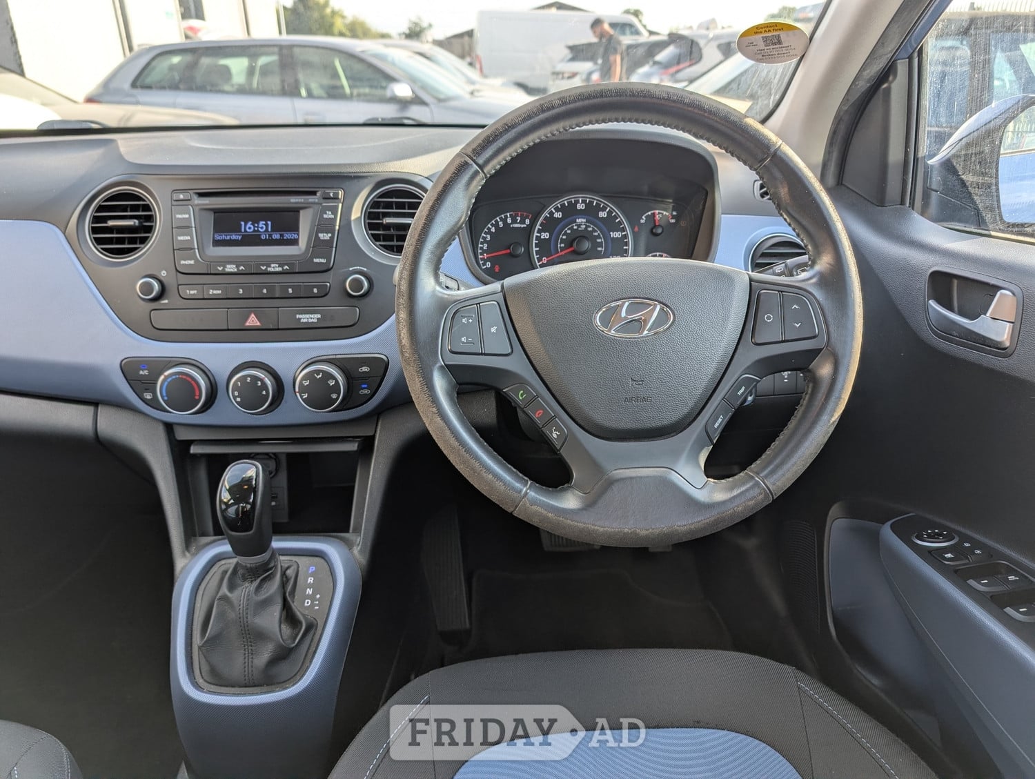 Hyundai i10 2015 - Cars