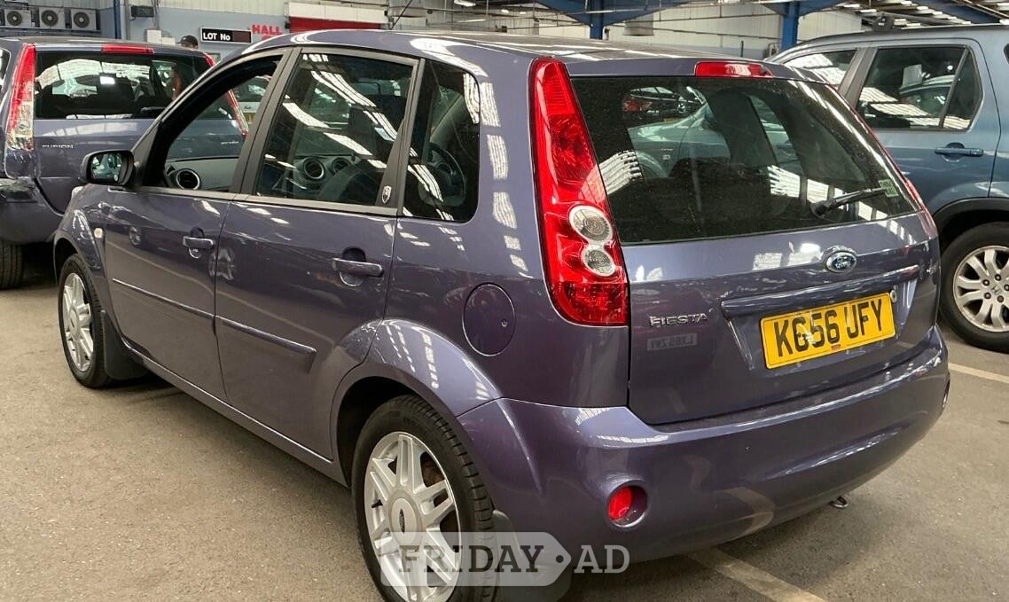 [ berth ]Ford Fiesta
