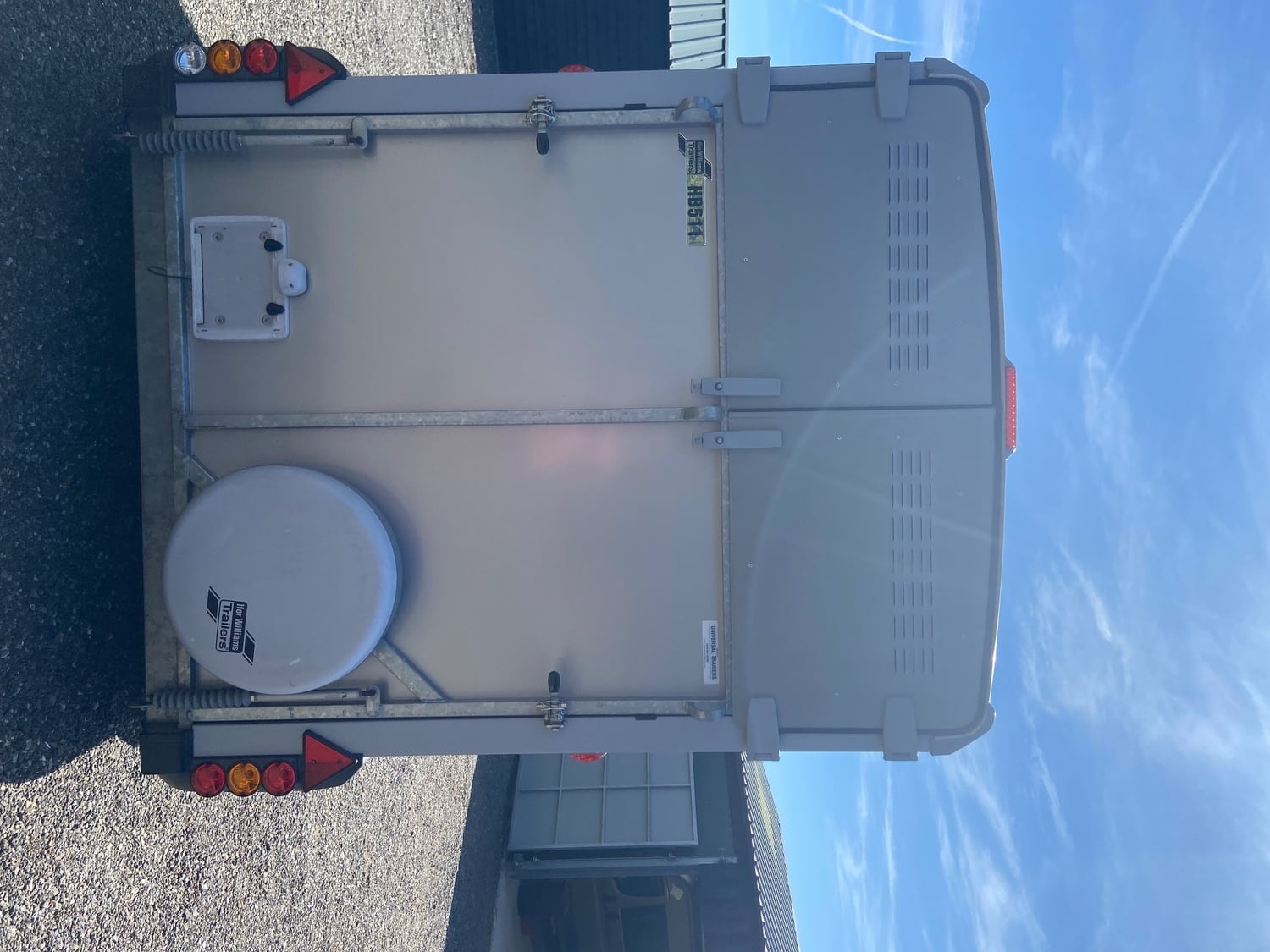 [ berth ]Ifor Williams HB511