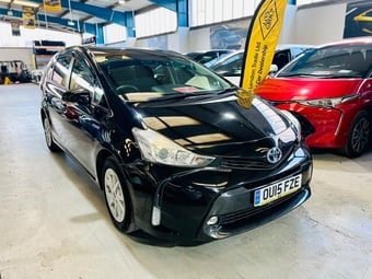 Toyota 7 Seat Prius 2015