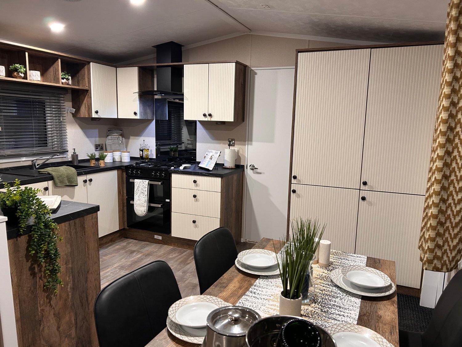 Pemberton Leisure Homes Avon 2025 for sale - Holiday Homes in West Mersea