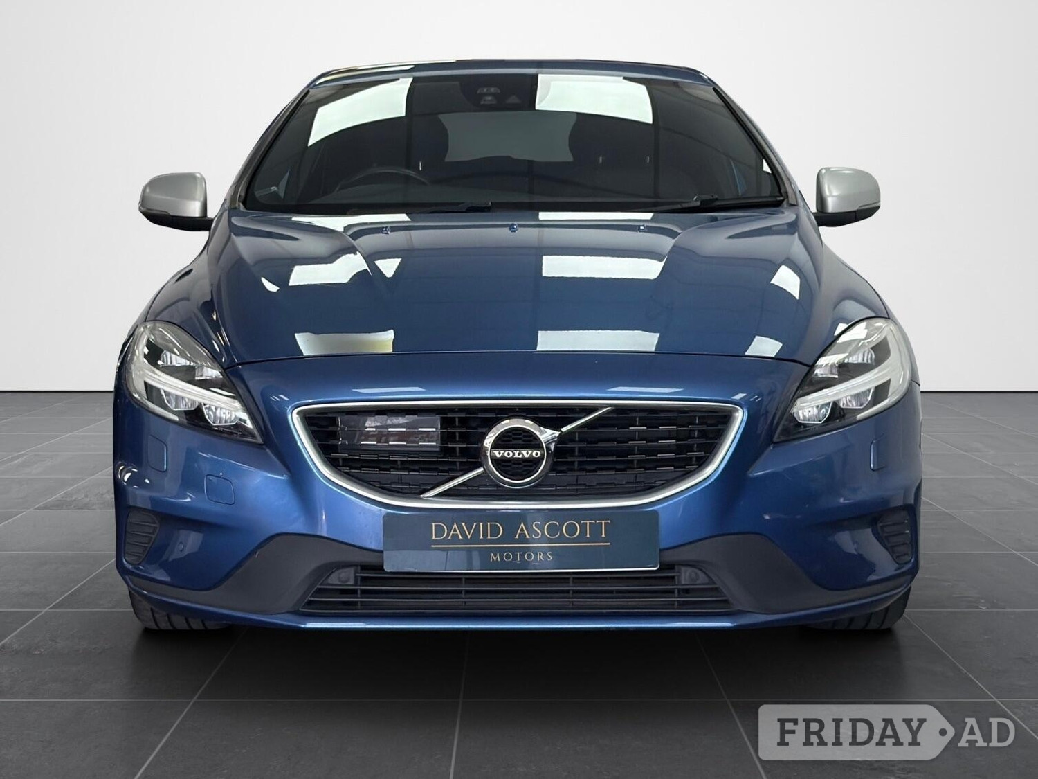 Volvo V40 Ealing