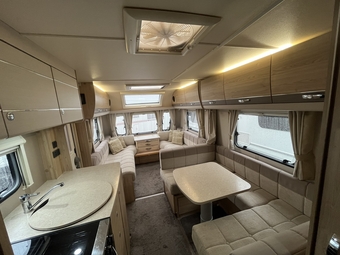 Elddis Supreme 866 2019