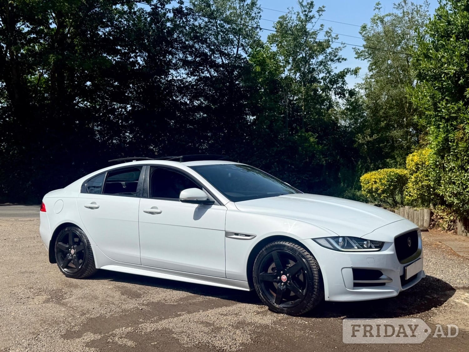 Jaguar XF 2015 - Cars in Enfield