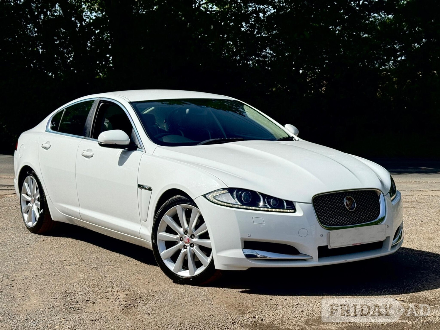 Jaguar XF 2015 - Cars in Enfield