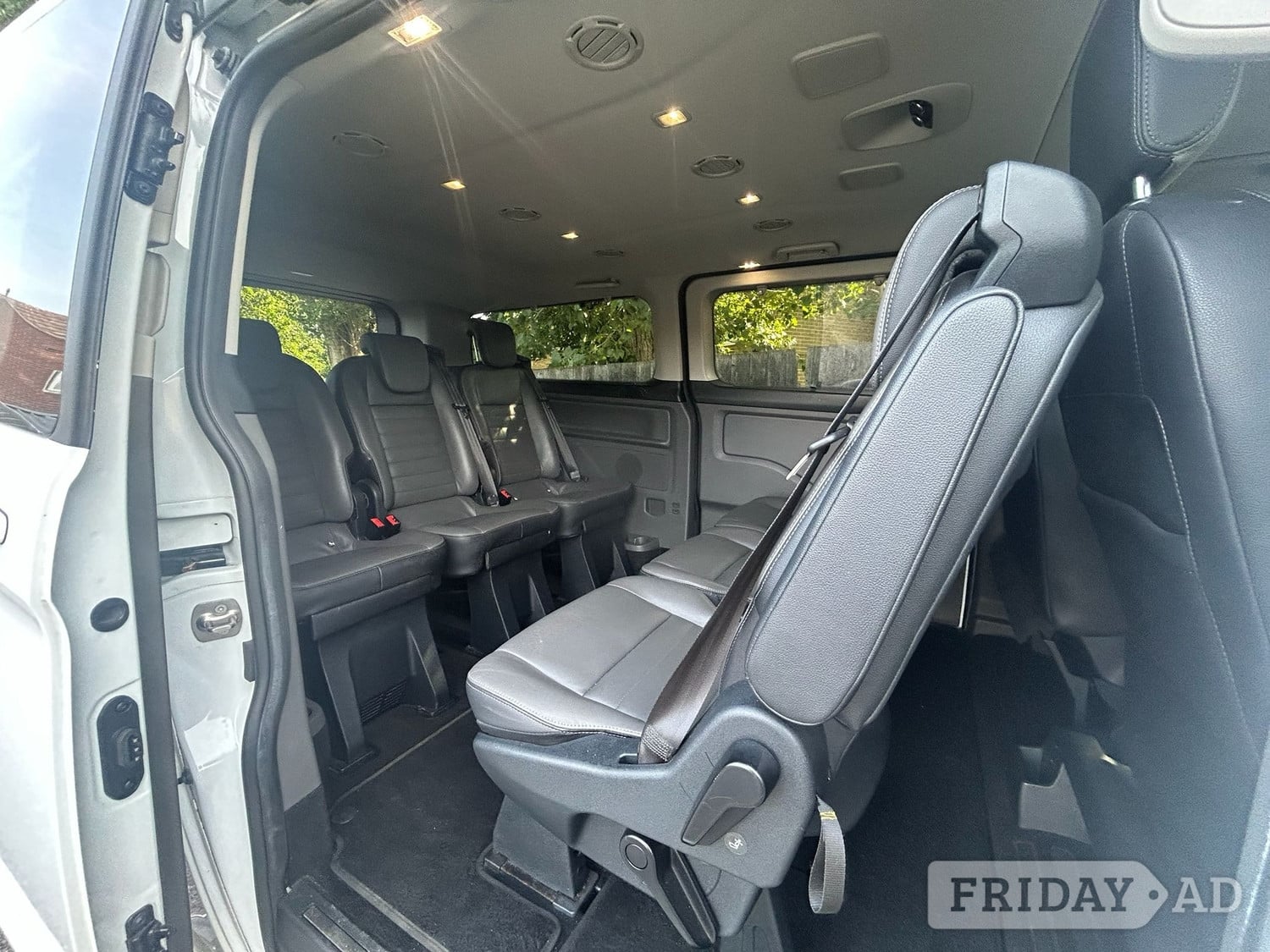 Ford Tourneo Custom 2020 - Cars