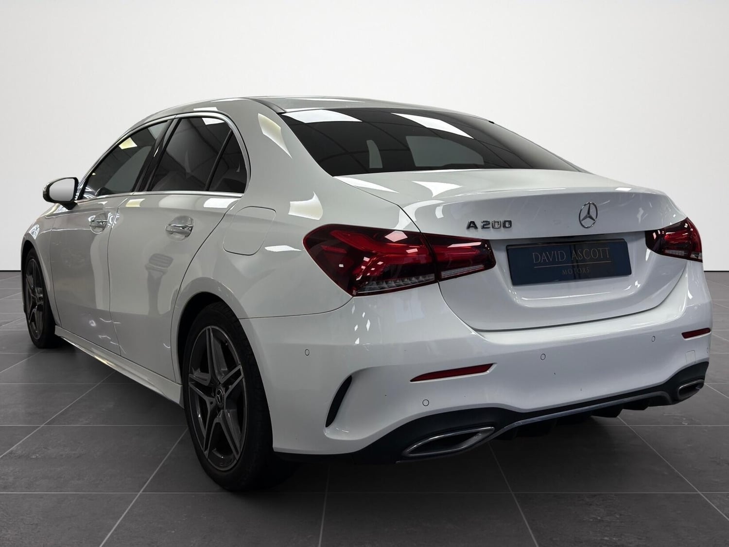 [ berth ]Mercedes-Benz A Class