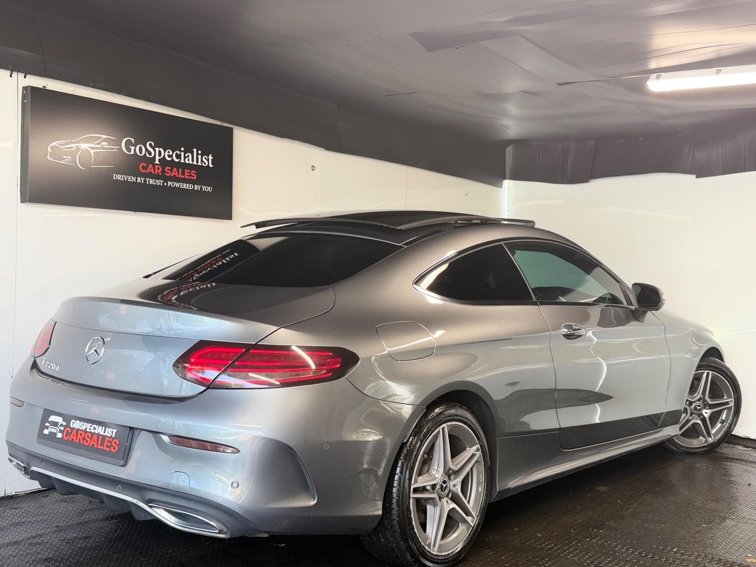 Mercedes-Benz C Class 2018 - Cars in St Albans