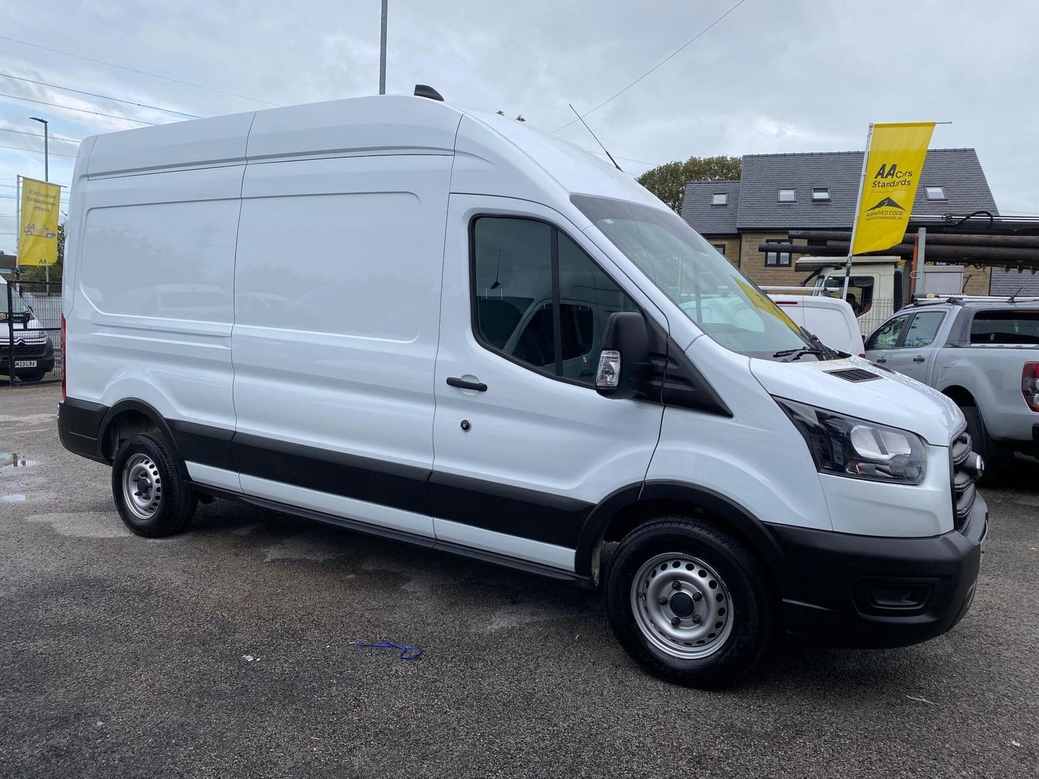 [ berth ]Ford Transit