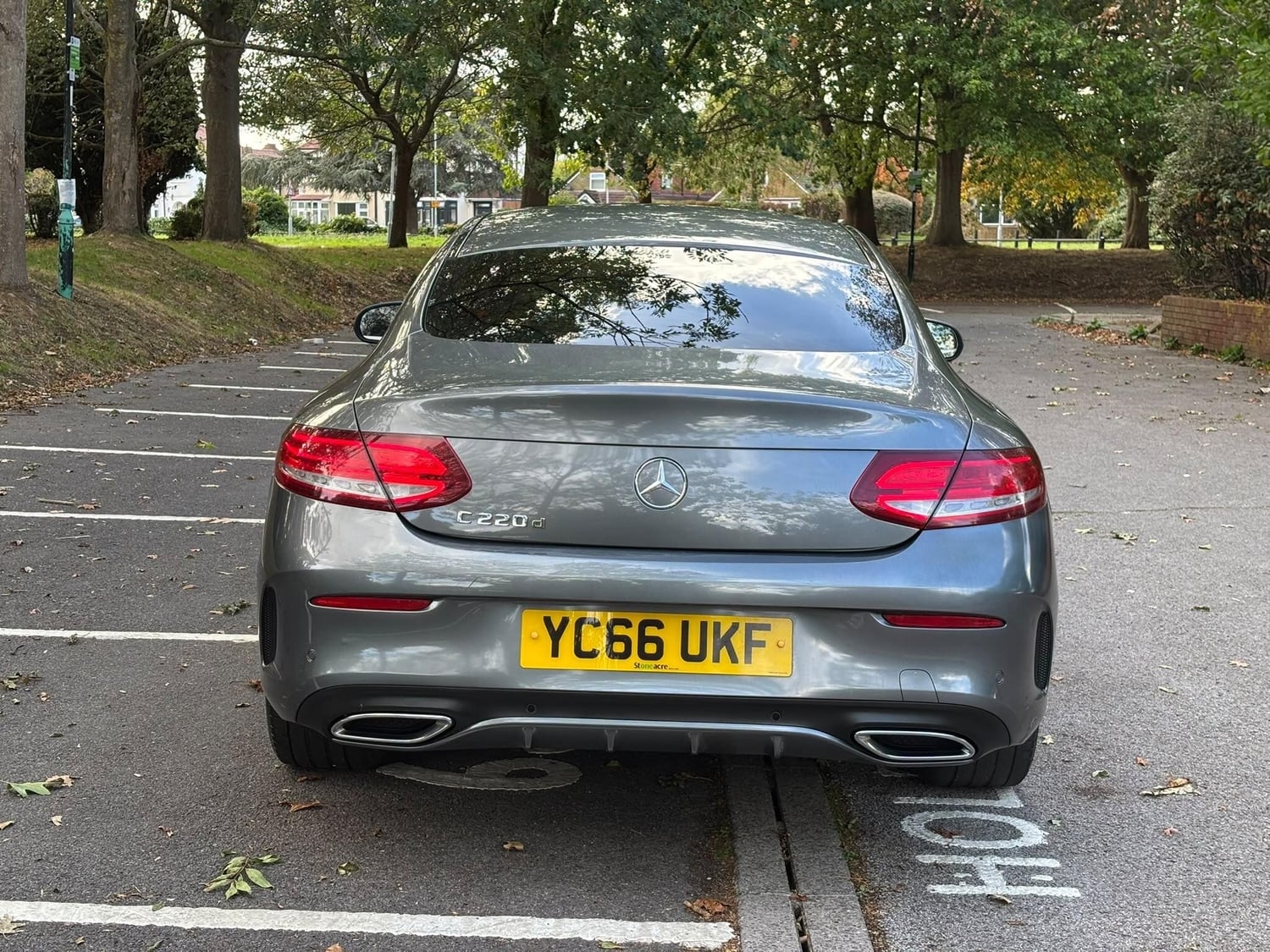 Mercedes-Benz C Class 2016 - Cars in Uxbridge