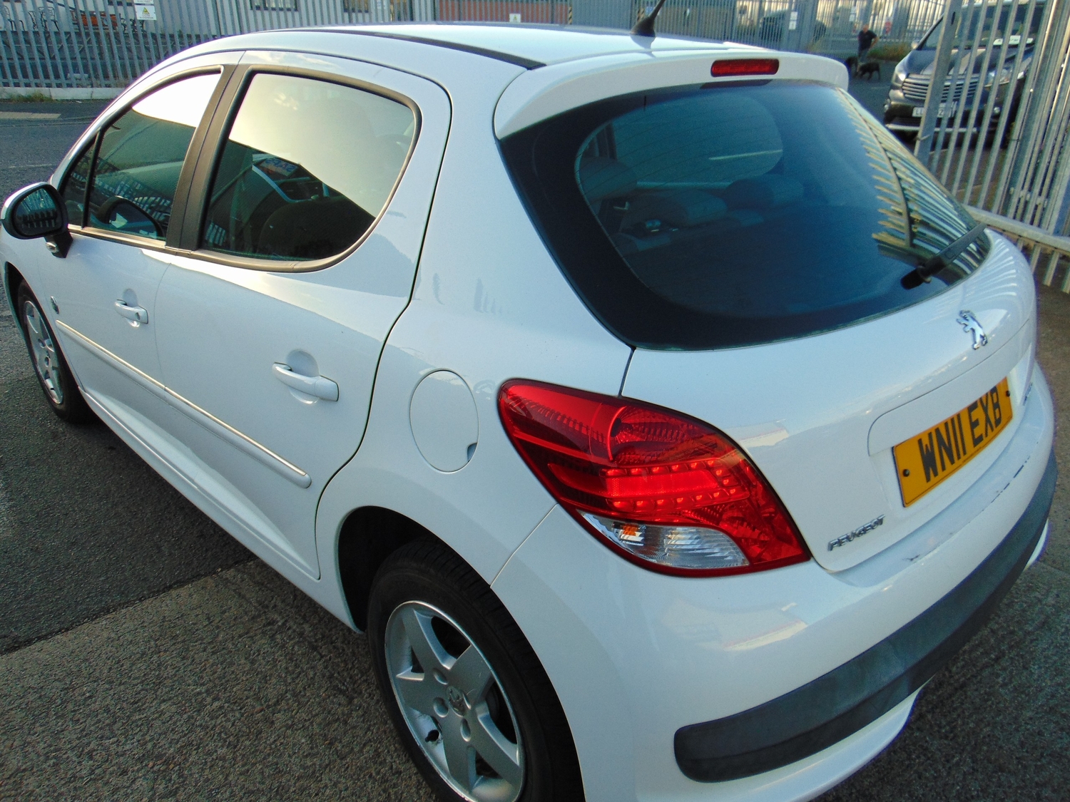 Peugeot 207 2011 - Cars in Ashington