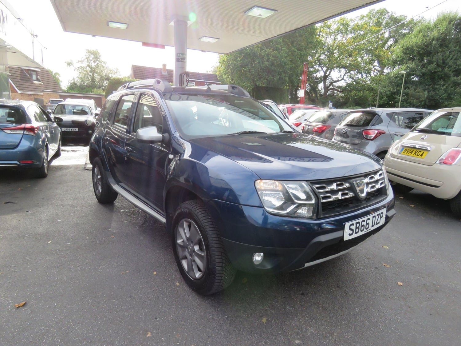 [ berth ]Dacia Duster