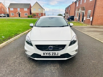 Volvo V40 2015