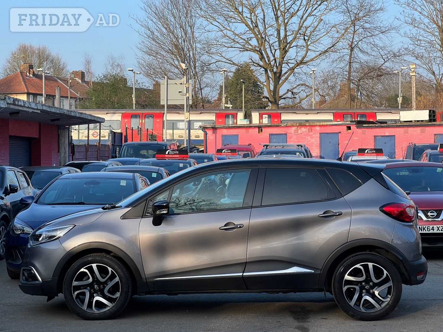 Renault Captur 2015 - Cars in Brent