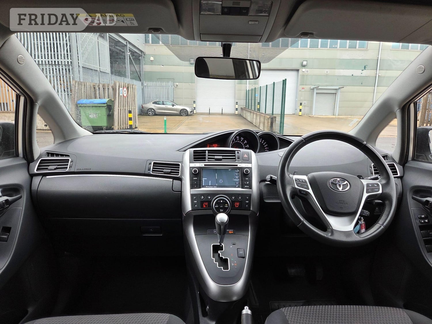 Toyota Verso 2014 - Cars in Slough