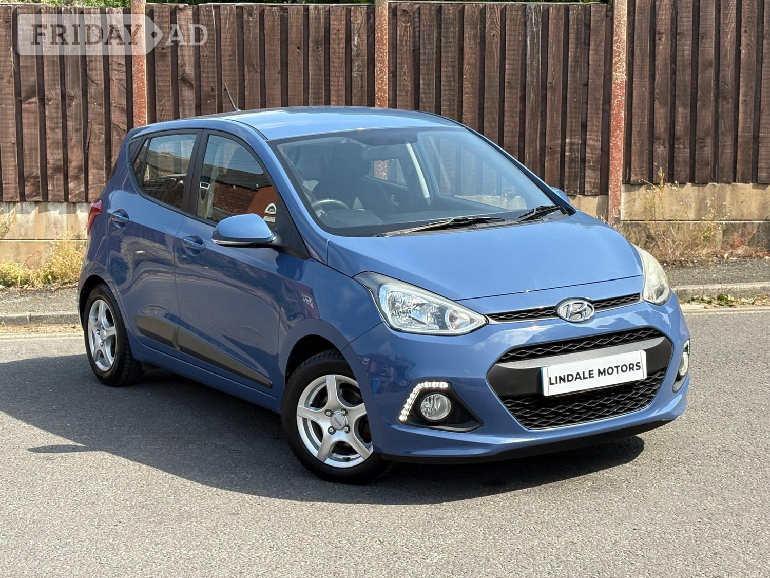 Hyundai i10 2015 in Oldham