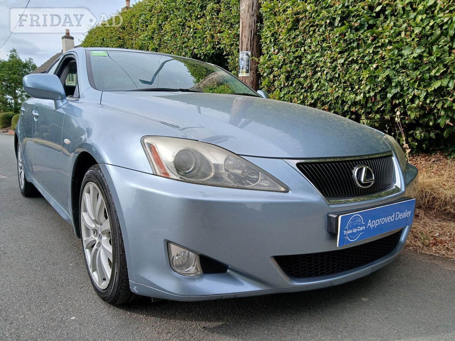 [ berth ]Lexus IS