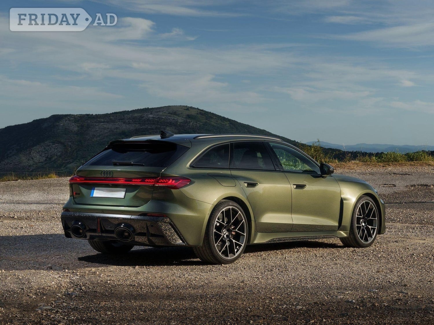 [ berth ]Audi RS5