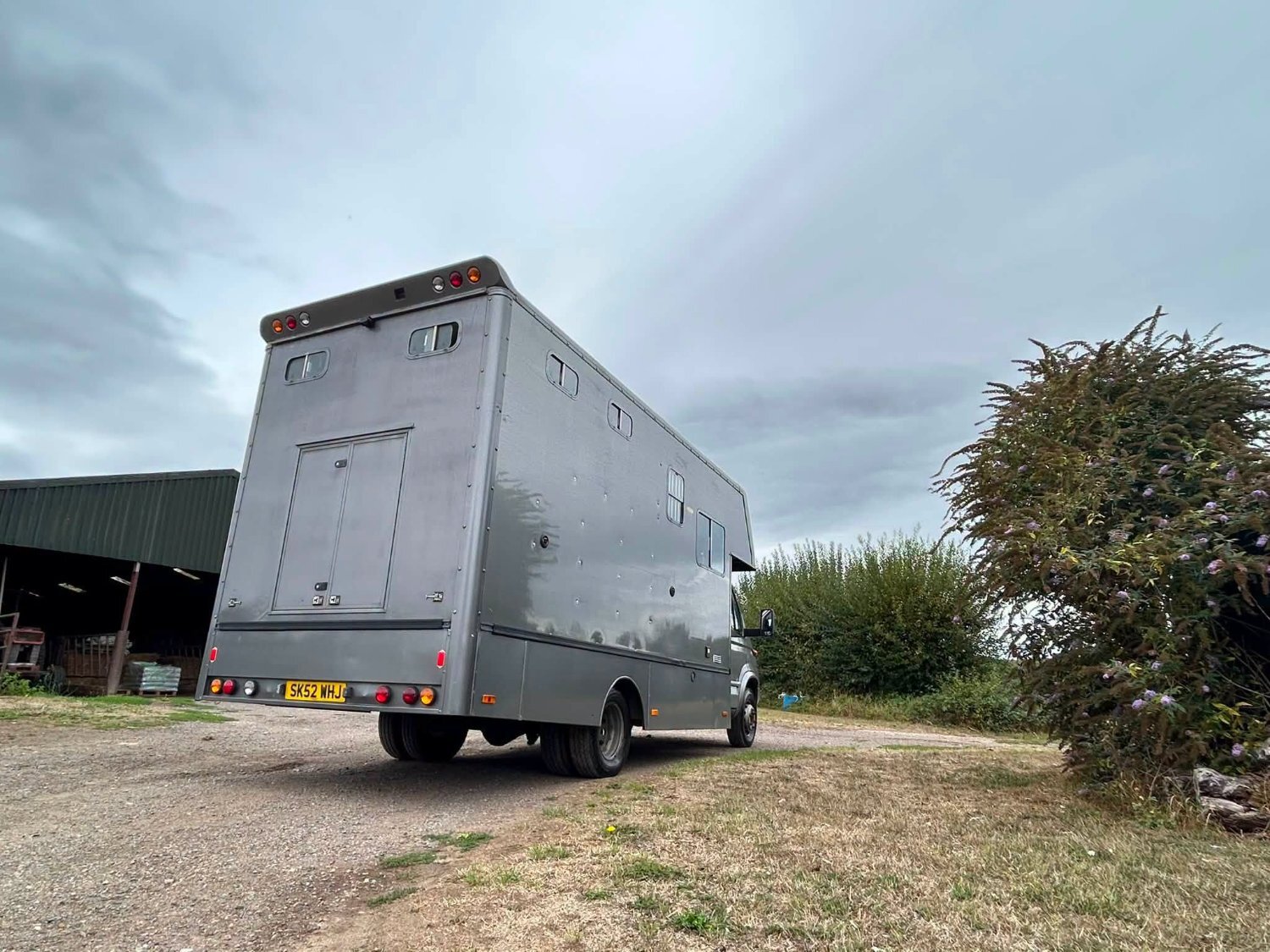 [ berth ]Equicruiser 