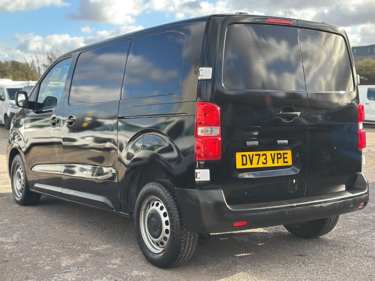Vauxhall Vivaro 2023 - Vans & Commercial Vehicles