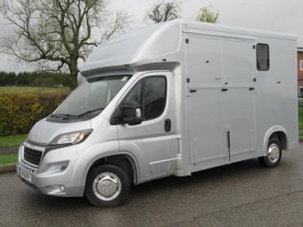 boxer Peugeot Horsebox