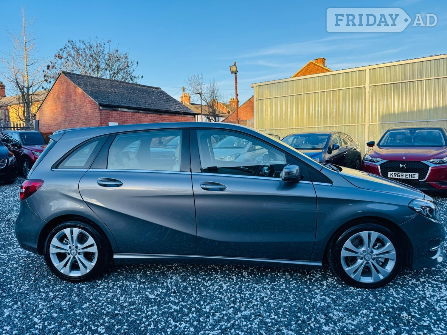 Mercedes-Benz B Class 2016 - Cars in Bedford