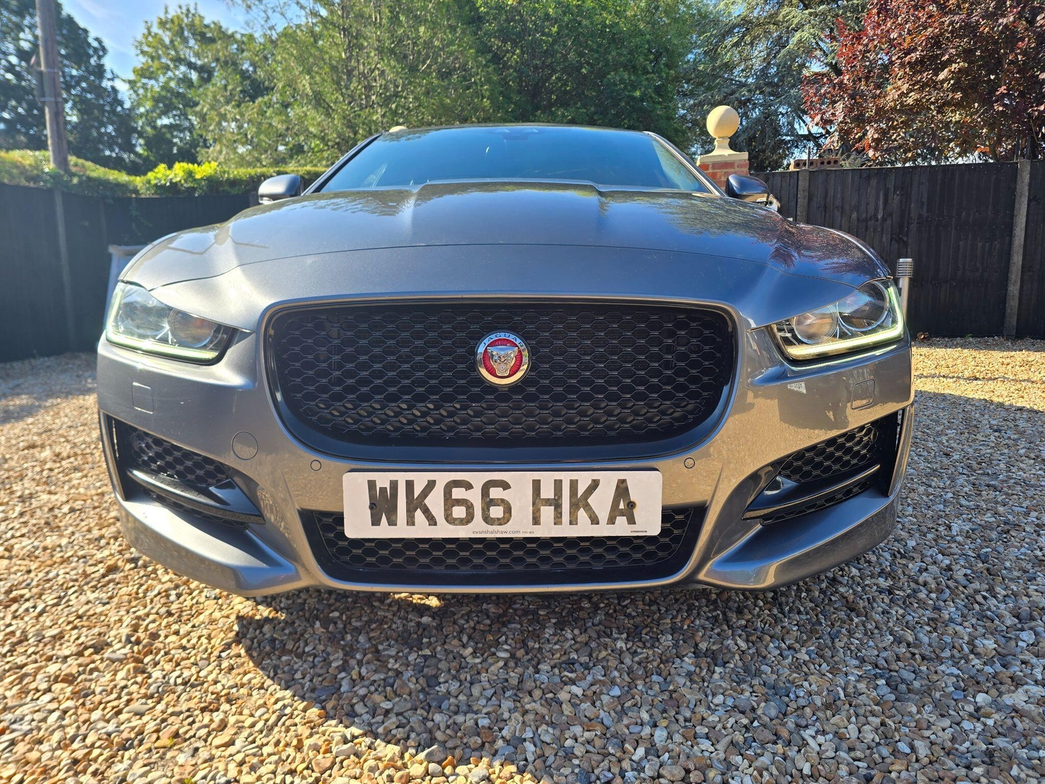 Jaguar XE 2016 - Cars in Aldershot