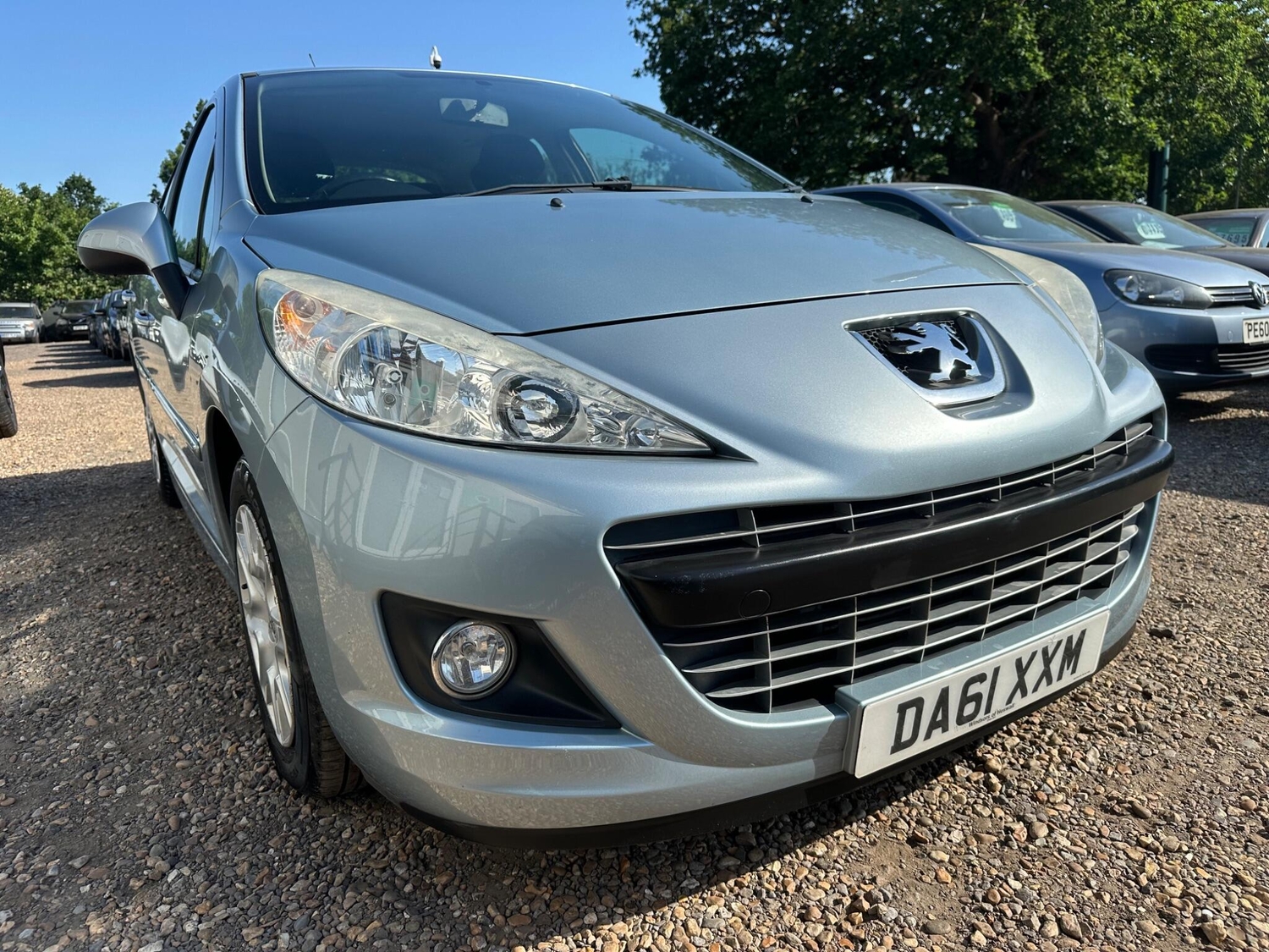 Peugeot 207 2011 - Cars