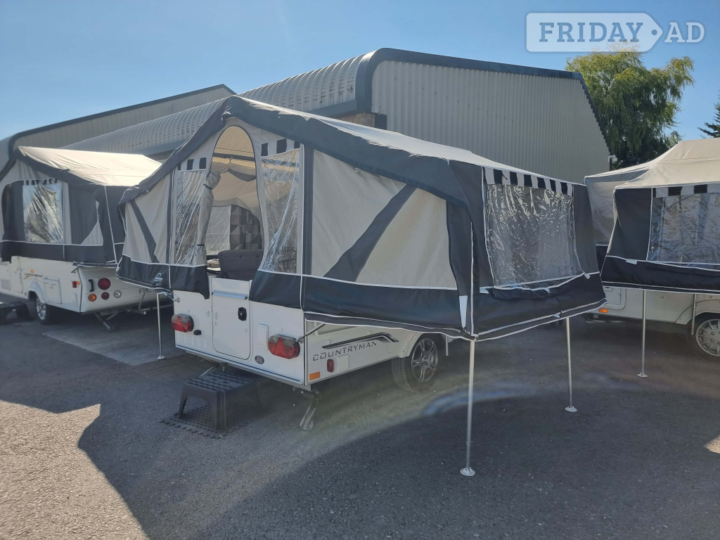 Conway Countryman 2019 in Highbridge